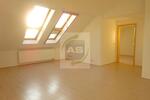 Dachgeschoßwohnung Zwickau - 3 Zimmer, 101 m&sup2;, 749&euro; | Angebot:26004595