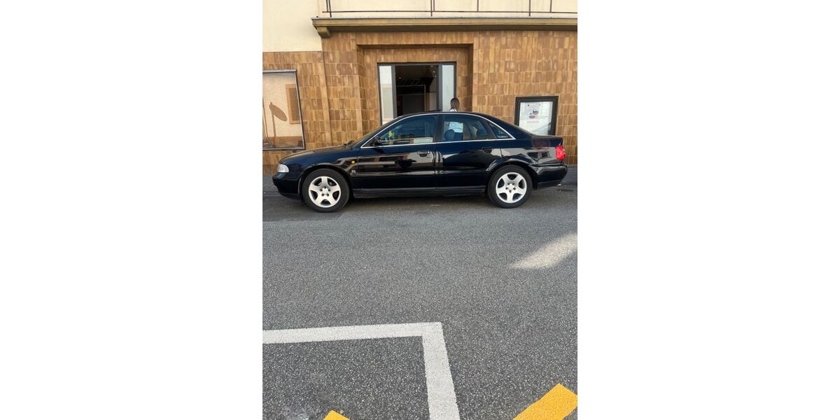Audi A4 237.700 km 3.290 &euro; Flörsheim am Main 65439