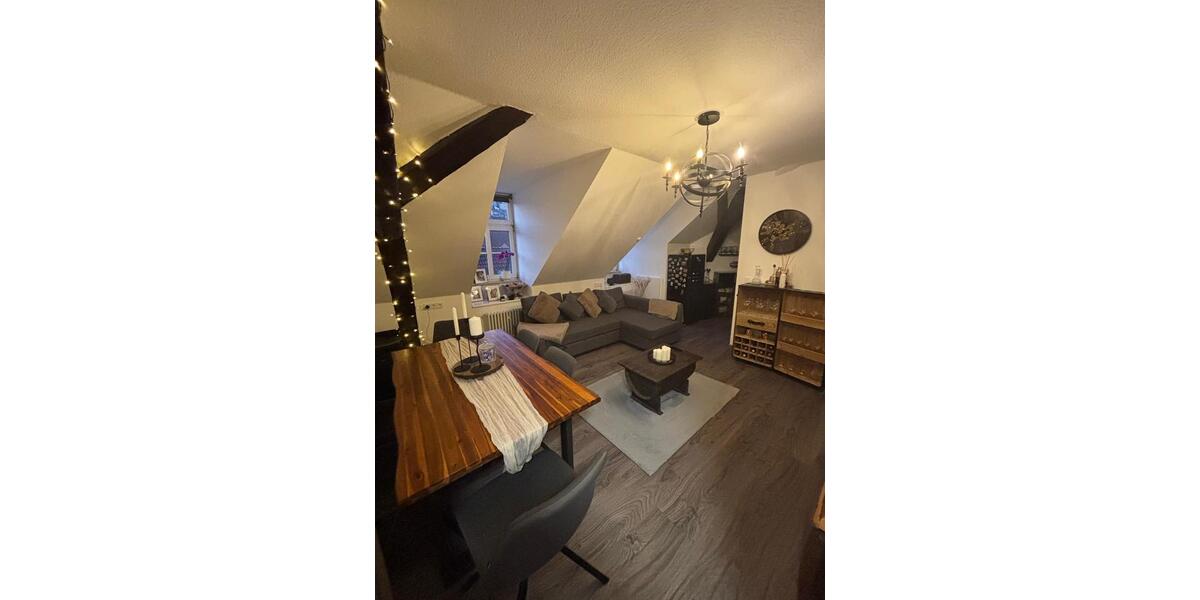 Top-sanierte EigentumswohnungGewerbefläche 120.000€ VB 3 zimmer