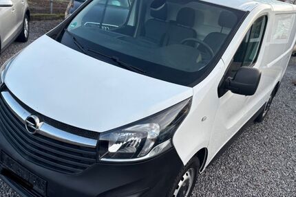 Opel Vivaro 95.259 km 12.990 &euro; Paderborn 33104