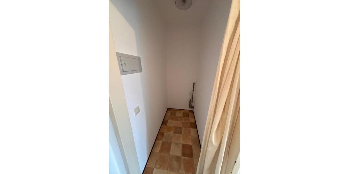 Etagenwohnung Delmenhorst Deichhorst - 1 Zimmer, 50 m&sup2;, 500&euro; | Angebot:25853409