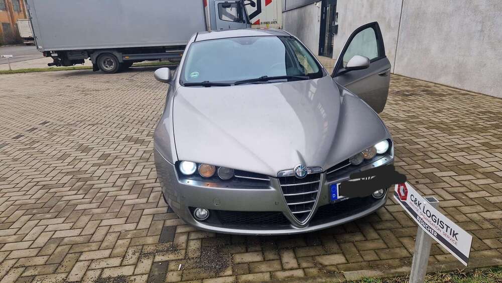 Alfa Romeo 159 260.000 km 5.200 &euro; Wersten (Düsseldorf) 40591
