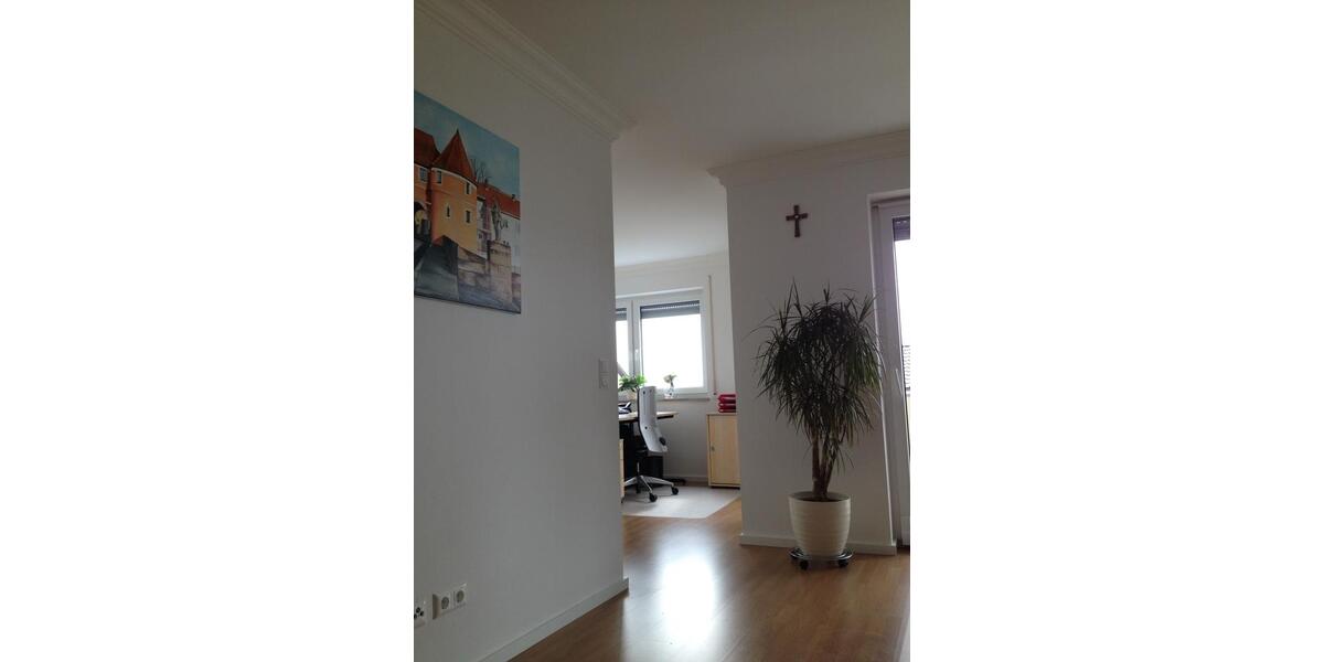 Erdgeschoßwohnung Cham - 4 Zimmer, 95 m&sup2;, 359.000&euro; | Angebot:27017932