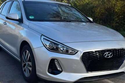 Hyundai i30 81.000 km 10.990 &euro; Schönefeld /Waßmannsdorf 12529
