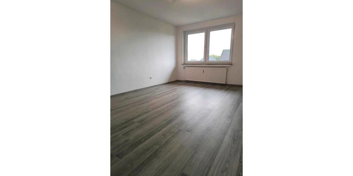 WG Zimmer in 3 Parteien WG 52m2 Jembke mit Garten zimmer