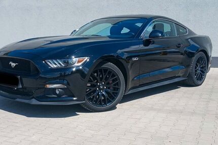 Ford Mustang 56.500 km 30.500 &euro; Berlin 13349