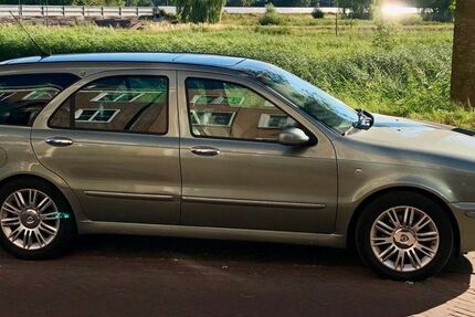 Lancia Lybra 235.000 km 3.200 &euro; Krefeld 47800