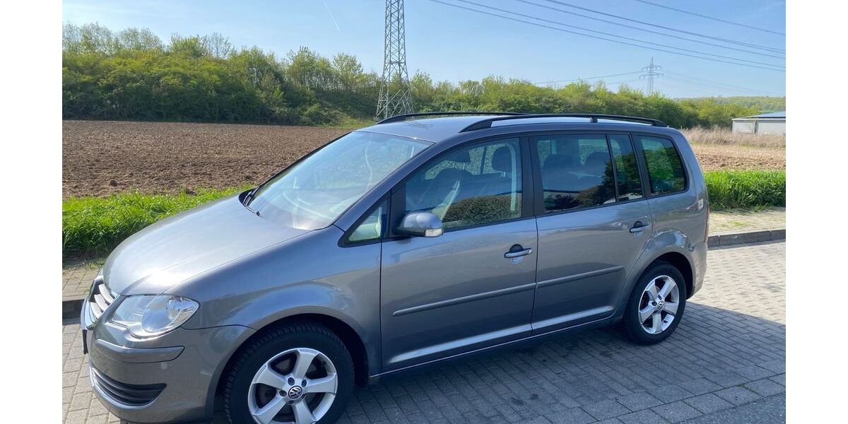 VW Touran 236.000 km 2.900 &euro; Rosdorf 37124