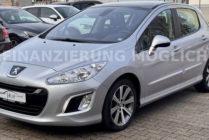 Peugeot 308 92.000 km 8.299 &euro; Stuttgart 70327