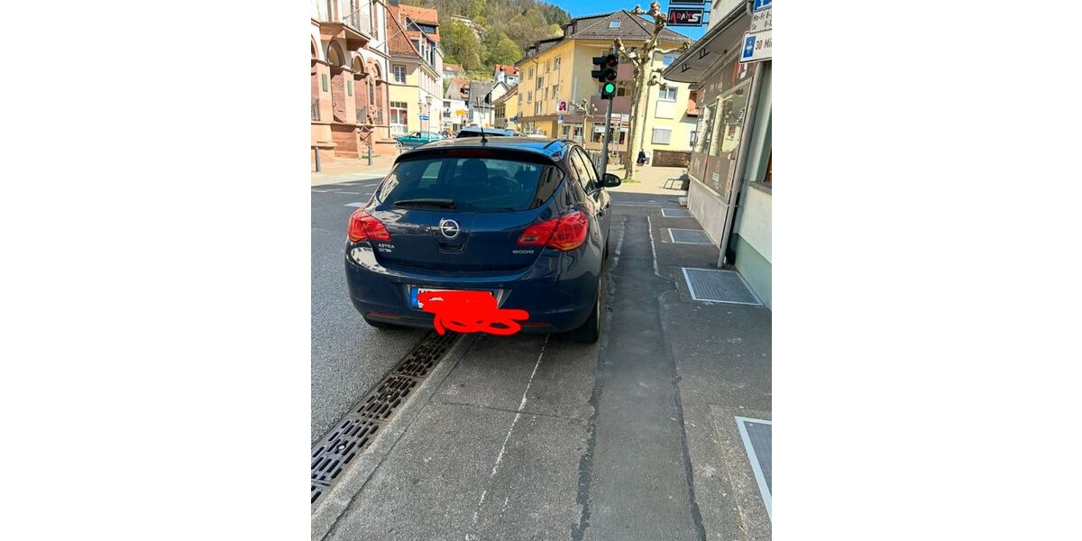 Opel Astra 195.000 km 2.700 &euro; Neckarsteinach 69239