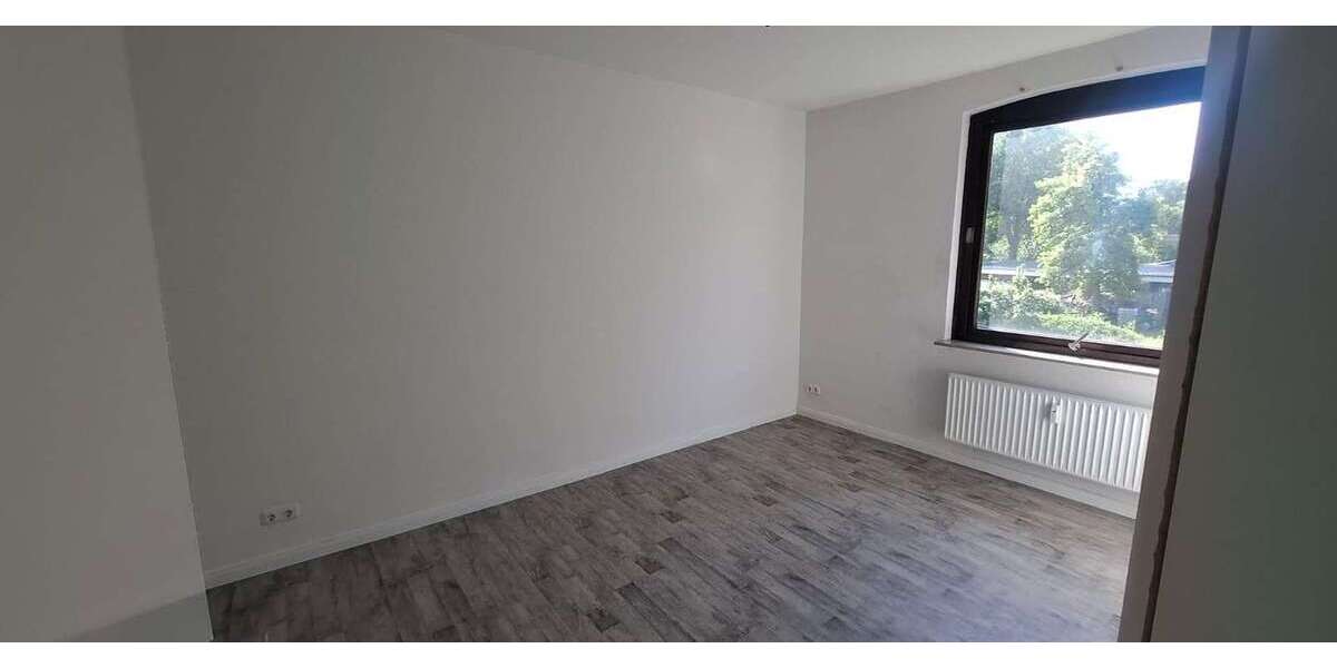 Etagenwohnung Westerrade - 1 Zimmer, 30 m&sup2;, 300&euro; | Angebot:26901541