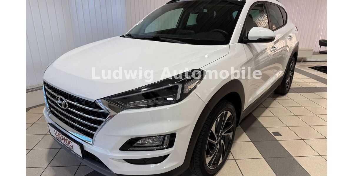 Hyundai TUCSON 33.206 km 21.480 &euro; Pößneck 07381
