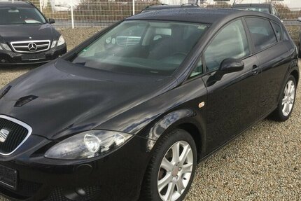 Seat Leon Style,Sitzheiz,Klima,Temp.usw. ! 198.000 km 3.400 € Himmelkron 95502