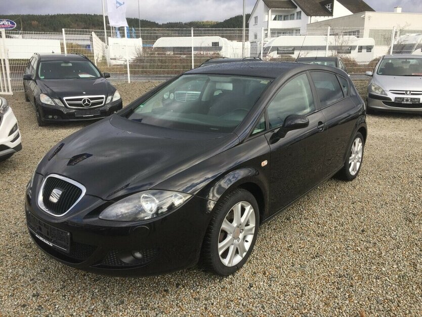 Seat Leon Style,Sitzheiz,Klima,Temp.usw. ! 198.000 km 3.400 € Himmelkron 95502