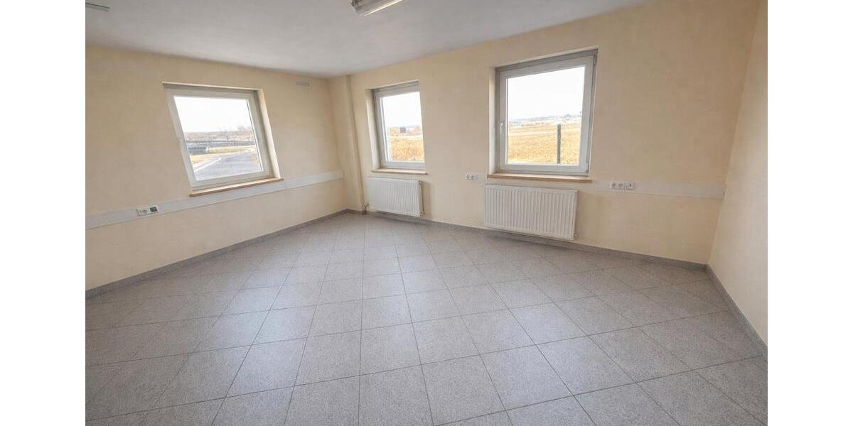 Gewerbeobjekt Ebersburg - 2.000&euro; | Angebot:26102221