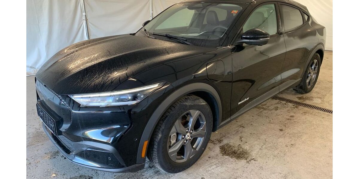 Ford Mustang Mach-E 43.183 km 27.450 &euro; Steinbach-Hallenberg OT Herges-Hallenberg 98587