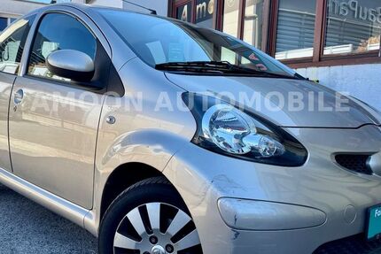 Toyota Aygo (X) 63.922 km 6.299 &euro; Mönchengladbach 41066