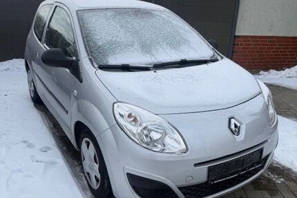 Renault Twingo 96.000 km 2.990 &euro; Gielow 17139