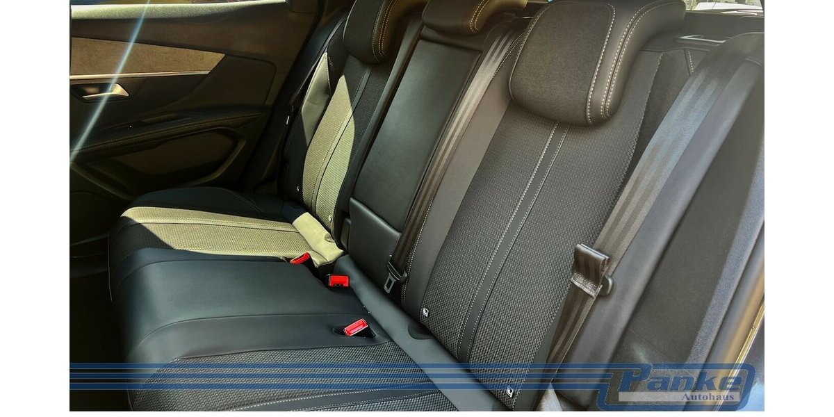 Peugeot 3008 GT 130 S&S EAT8*Massage*360°*Full-LED*NAV* 34.693 km 25.990 &euro; Berlin 13187