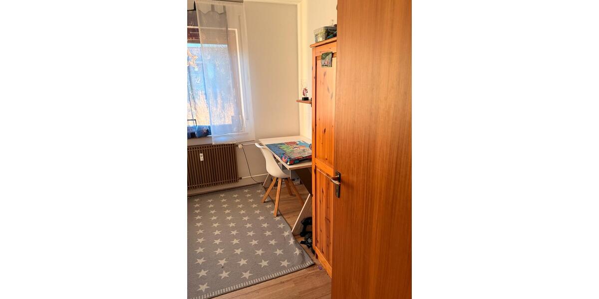 Etagenwohnung Hünfeld - 3 Zimmer, 84 m&sup2;, 625&euro; | Angebot:25419186
