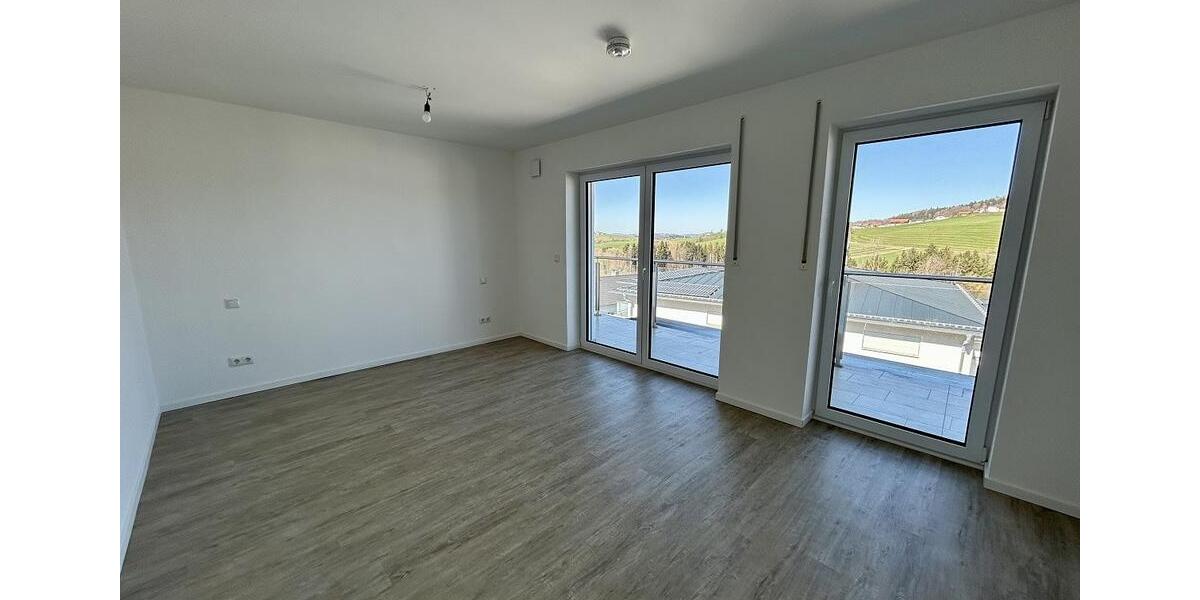 Etagenwohnung Waldkirchen - 2 Zimmer, 80 m&sup2;, 680&euro; | Angebot:26101734