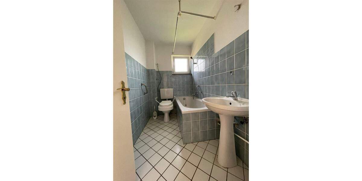 Etagenwohnung Kiel Neumühlen-Dietrichsdorf - 3 Zimmer, 76 m&sup2;, 600&euro; | Angebot:24974704