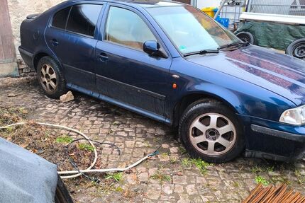 Skoda Octavia 145.000 km 3.500 &euro; Ballenstedt 06493