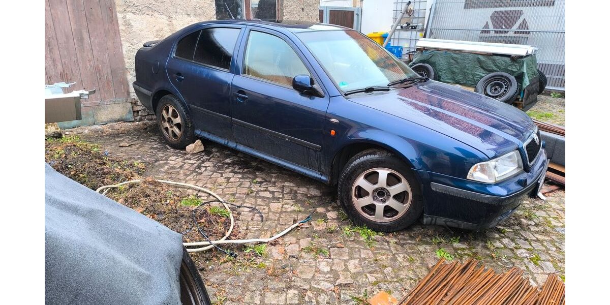 Skoda Octavia 145.000 km 3.500 &euro; Ballenstedt 06493