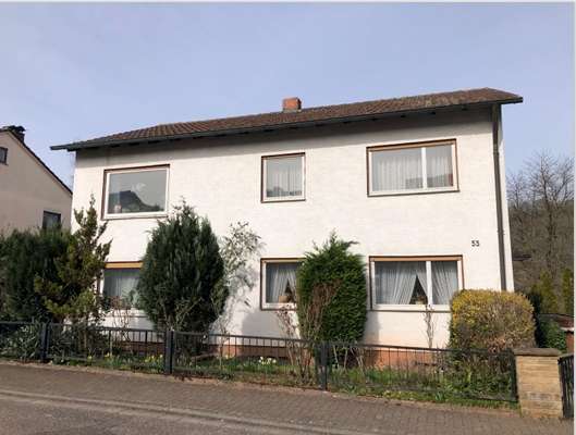 Haus zum Kaufen in Annweiler am Trifels 375.000 € 238 m²