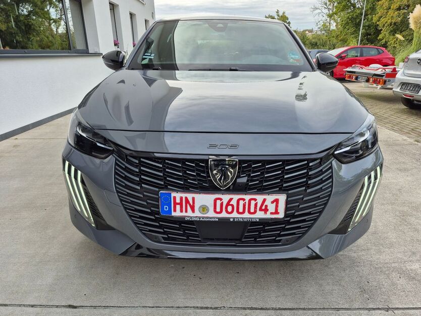 Peugeot 208 2.890 km 19.890 € Neuenstadt am Kocher 74196