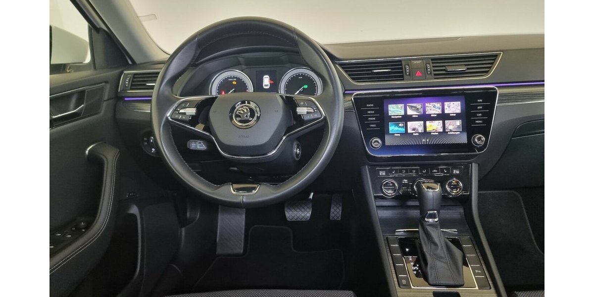 Skoda Superb Style LED ACC AHK Memory Canton Keyless 94.500 km 22.990 &euro; Garrel 49681