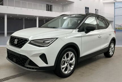 Seat Arona 9.500 km 22.380 &euro; Königstein 92281