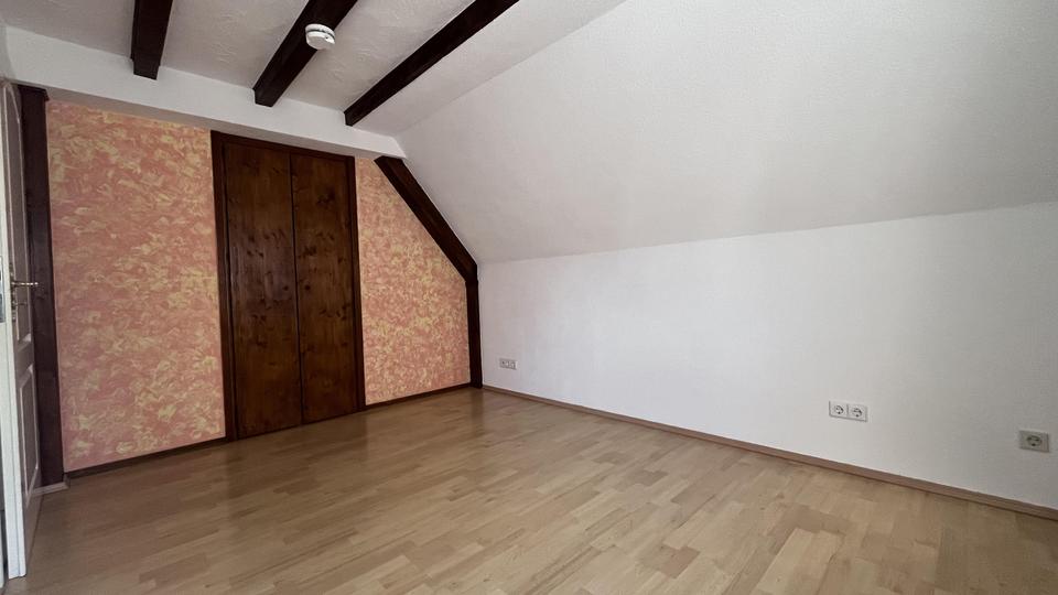 Maisonettenwohnung Albstadt - 6.5 Zimmer, 106 m&sup2;, 1.000&euro; | Angebot:26230201