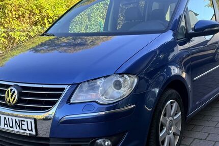 VW Touran 219.000 km 3.890 &euro; Waldkraiburg 84478