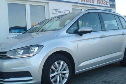 VW Touran 100.000 km 18.950 &euro; Brüsewitz 19071