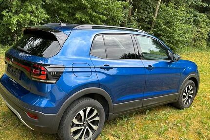VW T-Cross 76.096 km 17.000 € Putzbrunn 85640