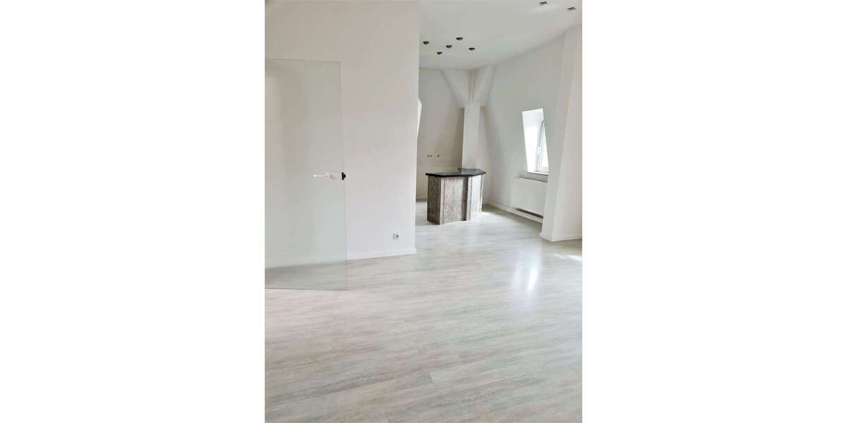 Etagenwohnung Weißenfels - 2 Zimmer, 52 m&sup2;, 350&euro; | Angebot:27049095