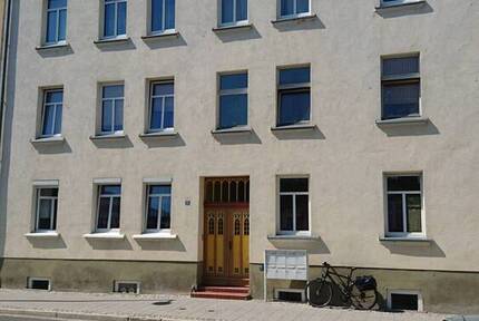 sonnige & gepflegte 2 Zi. Wohg. mit Wannebad & EBK in Altstadtnähe von Stralsund