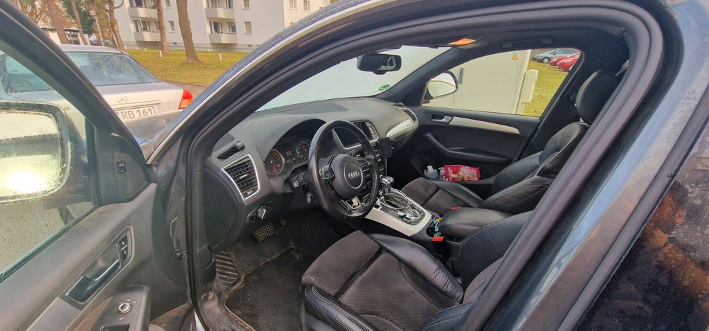 Audi Q5 272.000 km 15.900 € München 80933