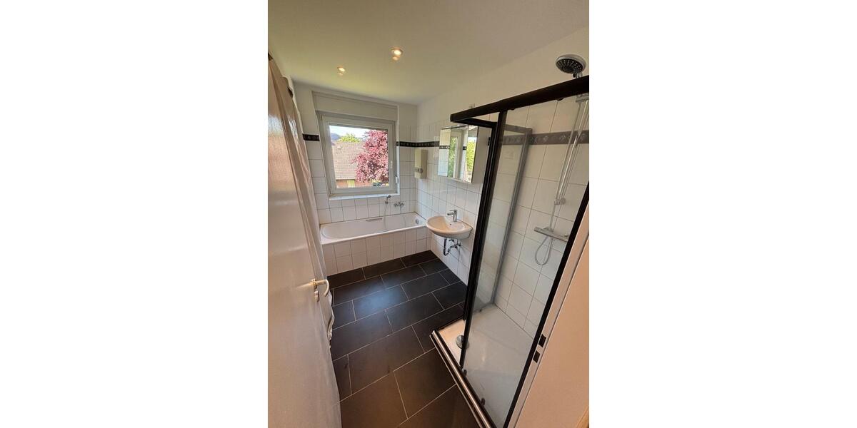 Etagenwohnung Lippstadt Overhagen - 3 Zimmer, 78 m&sup2;, 1.350&euro; | Angebot:26680723