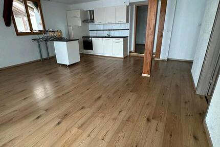 Wohnung Blumberg - 3.5 Zimmer, 80 m&sup2;, 1.050&euro; | Angebot:24849083