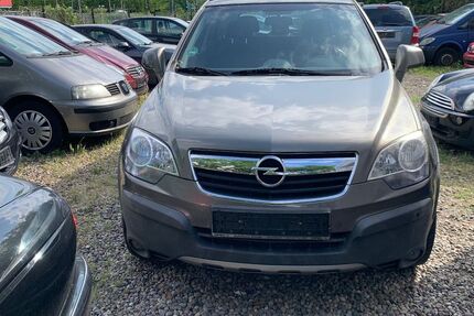 Opel Antara 169.000 km 3.999 &euro; Berlin 10829