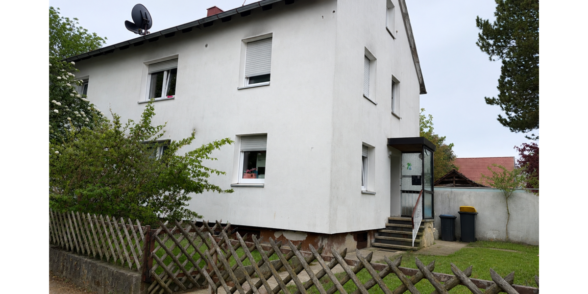 Einfamilienhaus Illertissen - 8 Zimmer, 200 m&sup2;, 500.000&euro; | Angebot:26556144