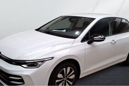 VW Golf 24.571 km 23.680 € Mainz 55129