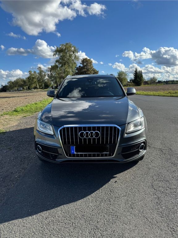 Audi Q5 255.000 km 17.200 € Freital 01705