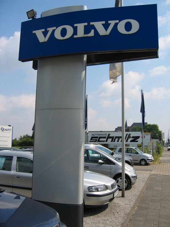 V90