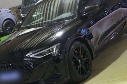 Audi e-tron 26.700 km 29.500 &euro; Helgoland 27498