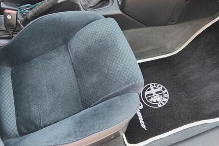Alfa Romeo 146
