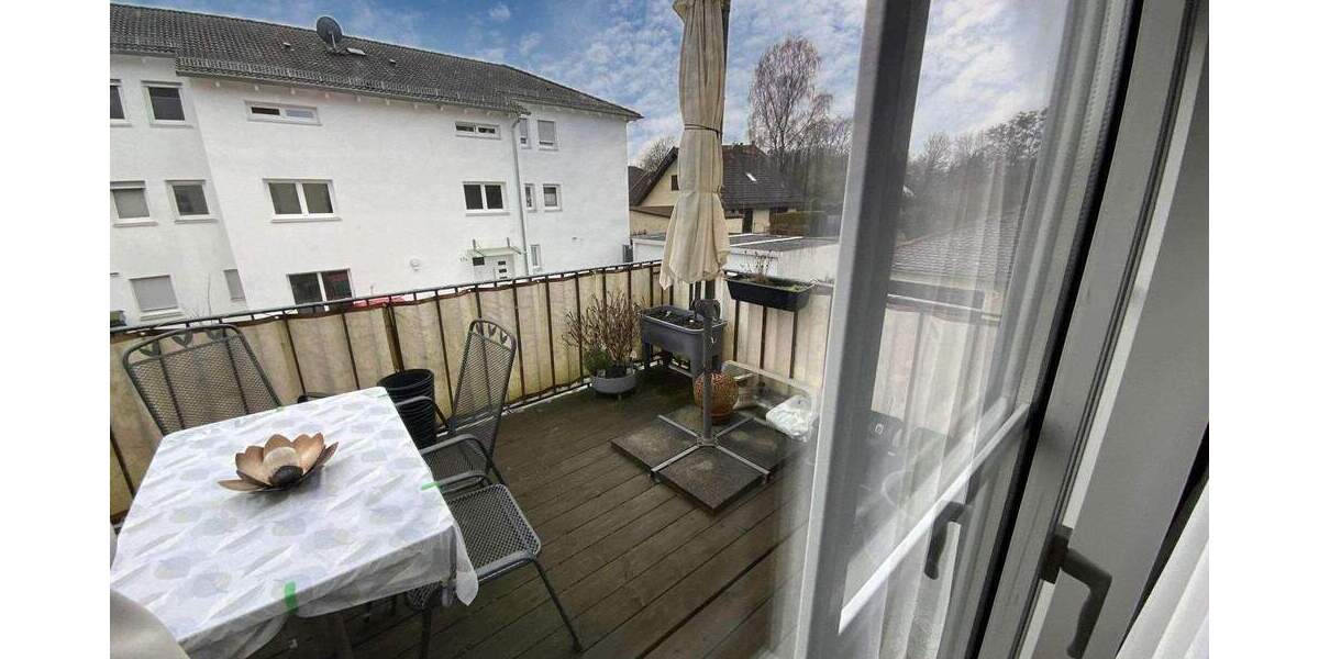 Etagenwohnung Maxhütte-Haidhof Maxhütte - 4 Zimmer, 106 m&sup2;, 219.000&euro; | Angebot:25674604