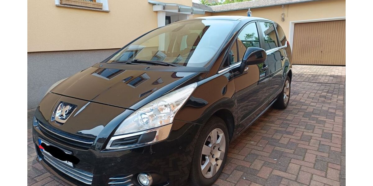Peugeot 5008 200.000 km 4.600 &euro; Neunkirchen 66538
